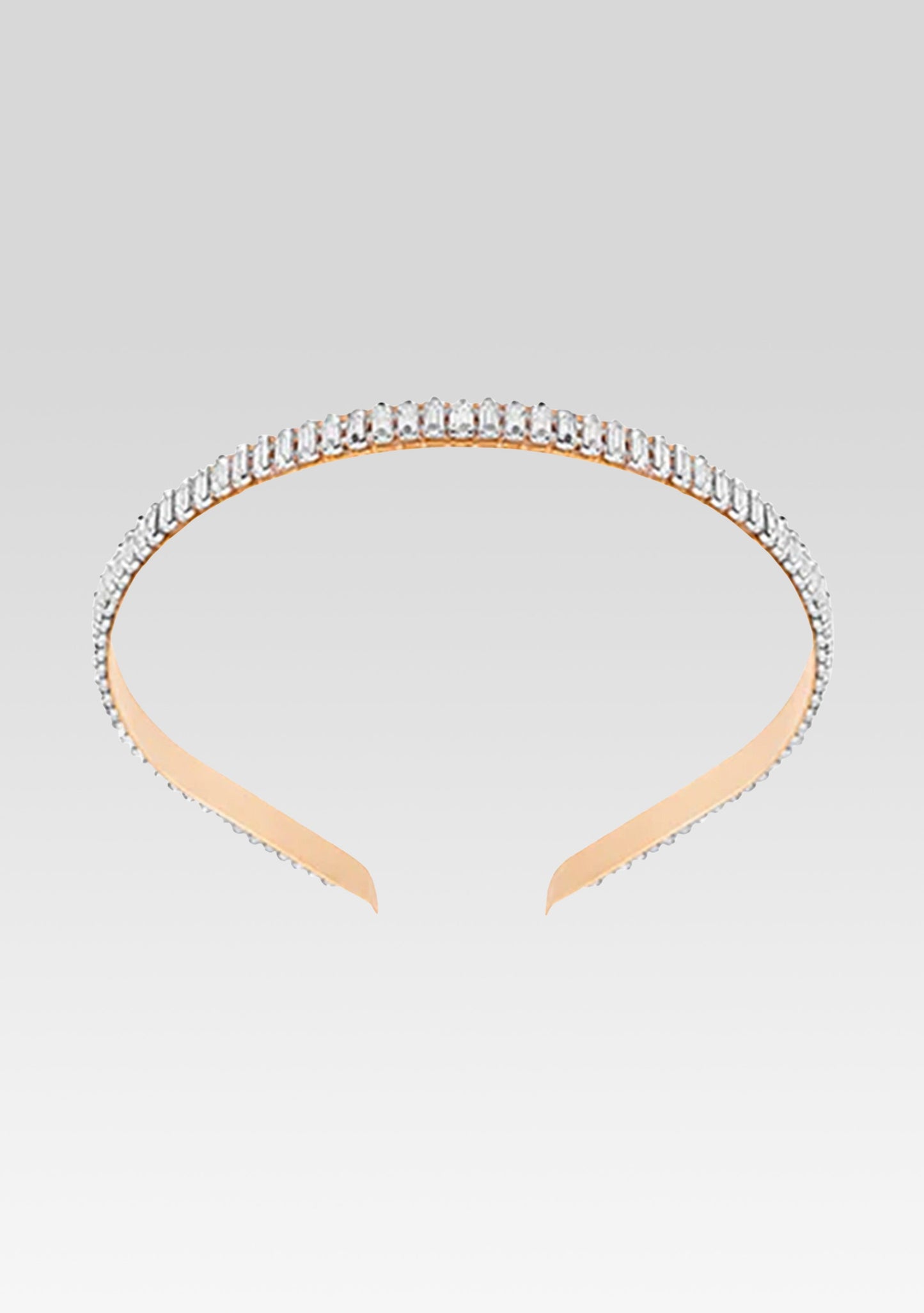  Aura Crown