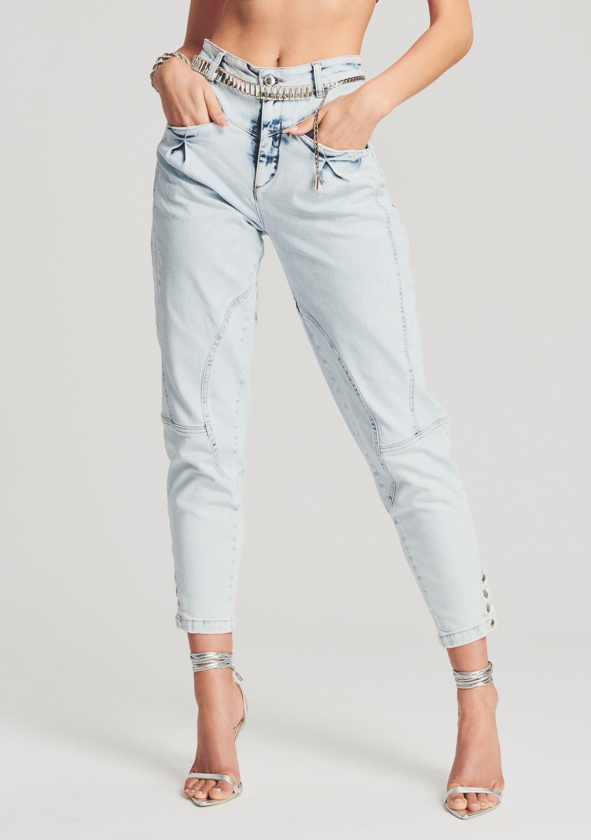 Kristie Pant