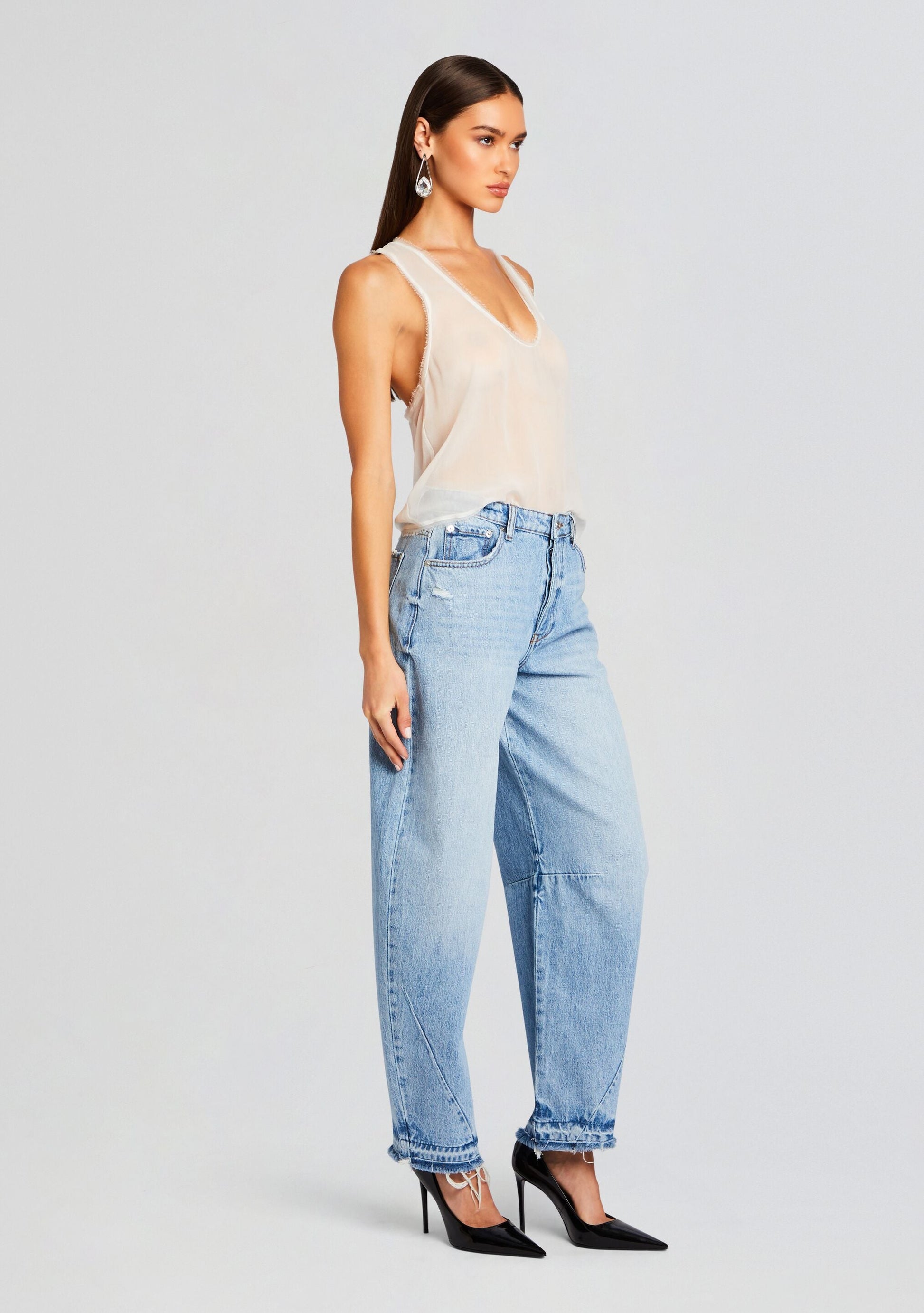  Ashley Barrel Jean