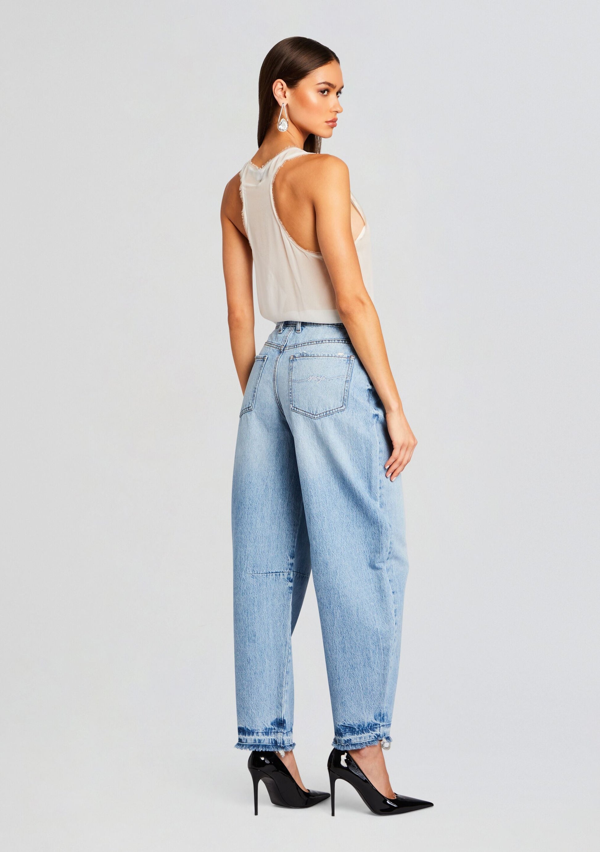  Ashley Barrel Jean