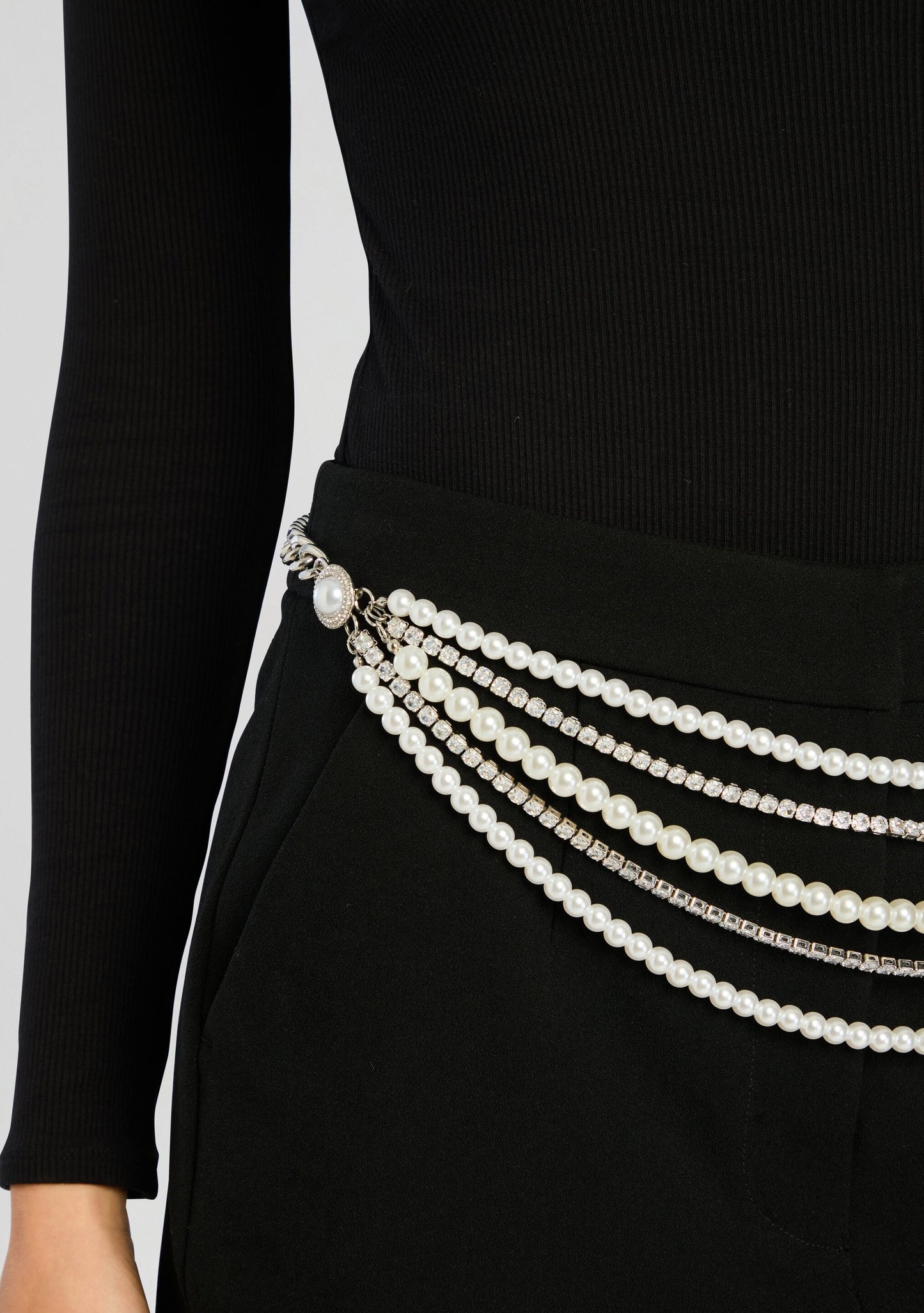  Chloe Pearl Chain Belt