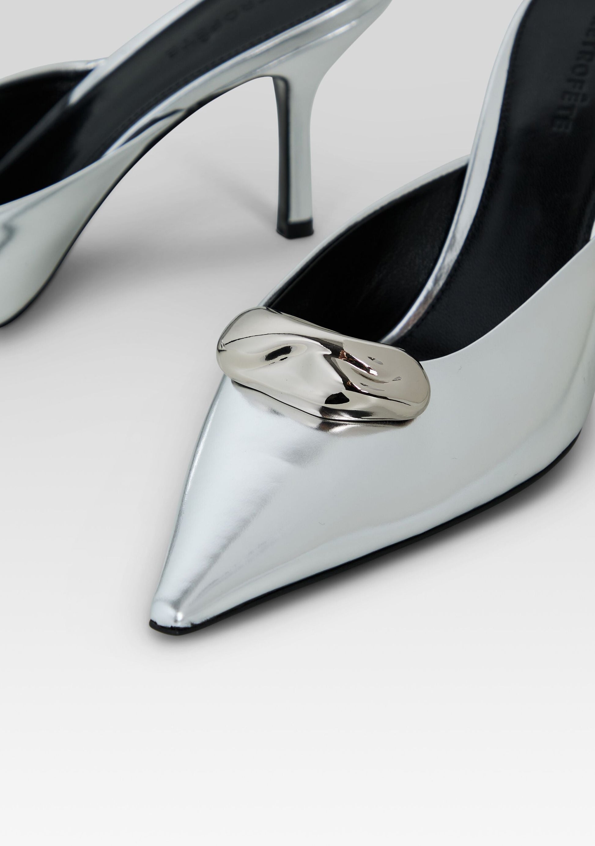  Francesca Leather Kitten Mule