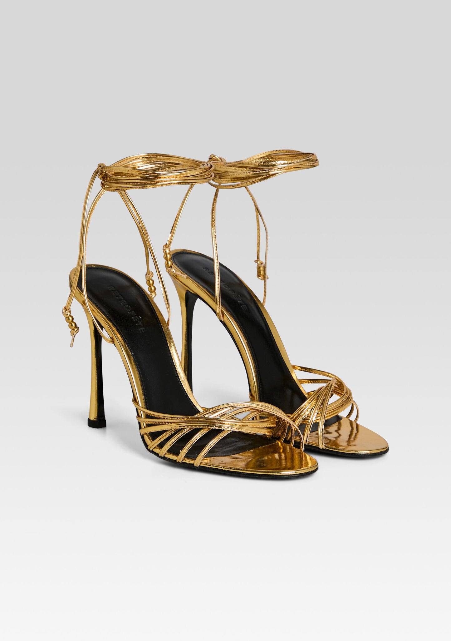  Lucio Heel