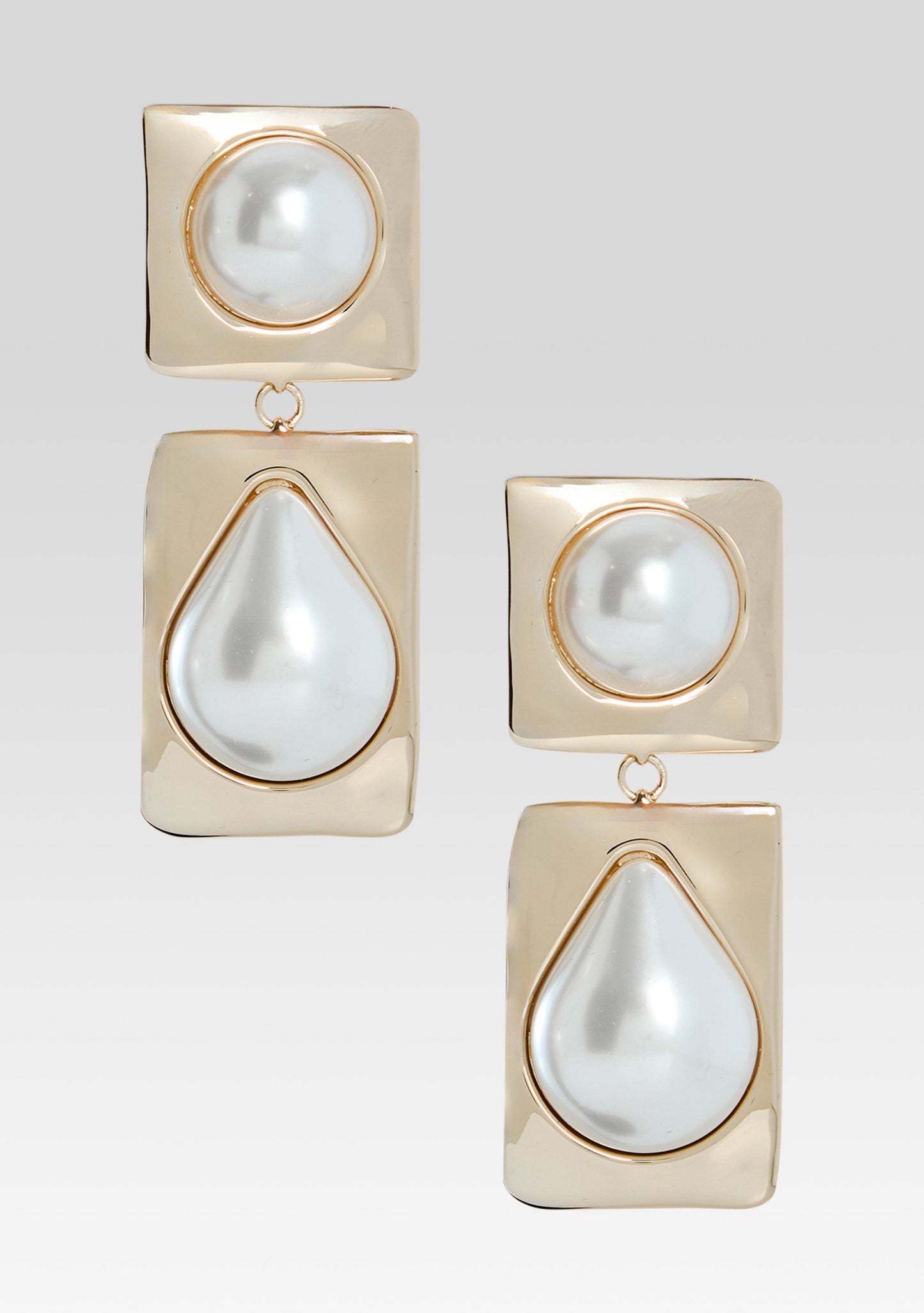  Savannah Pearl Drop Earrings